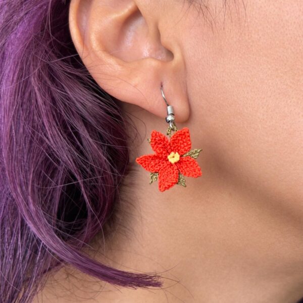 Handmade Needle Lace Flower Earrings – Elegant & Lightweight