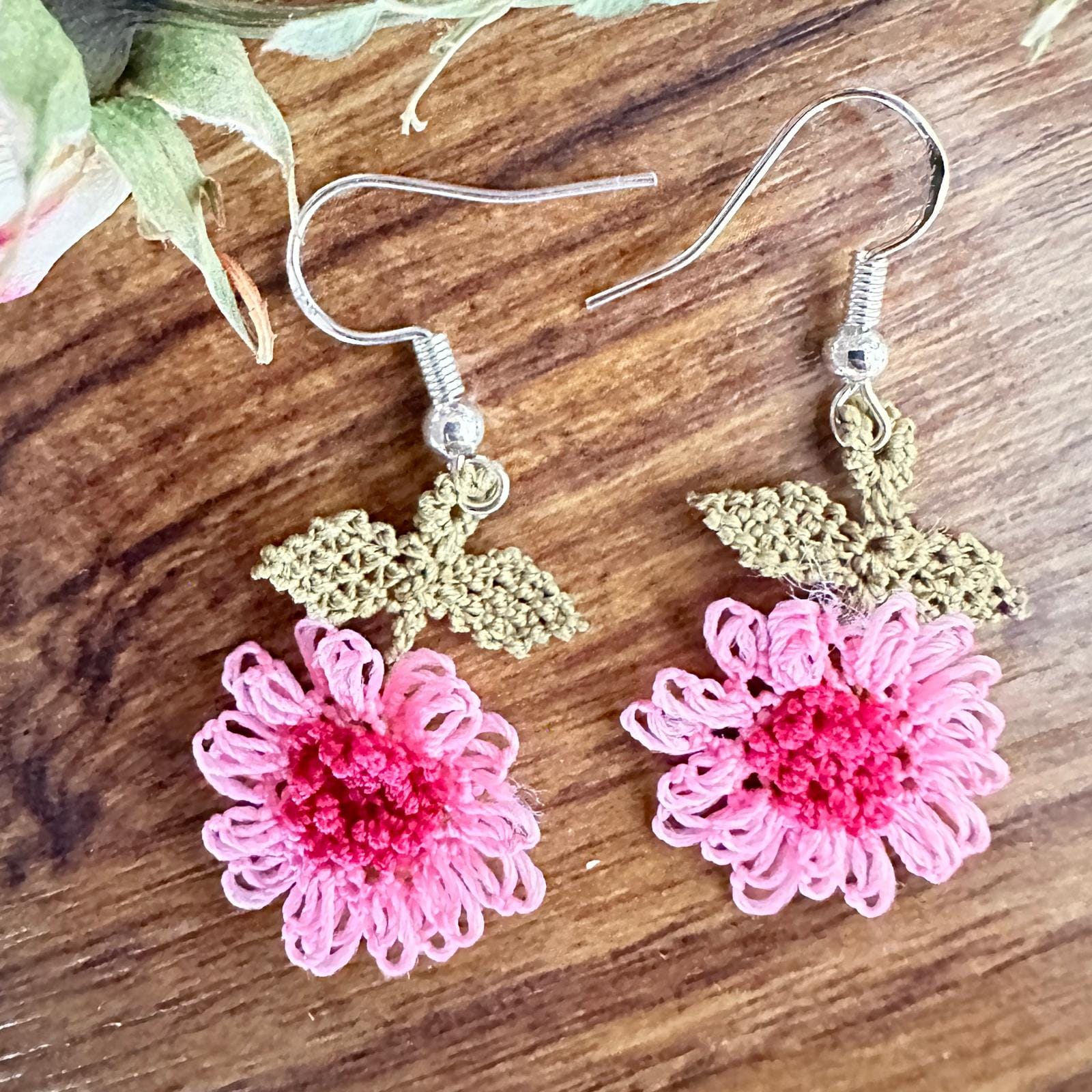 Handmade Sunflower and Daisy Bracelet and Earrings, Boho Flower Gift for Her/Him Handmade Sunflower and Daisy Bracelet and Earrings, Boho Flower Gift for Her/Him