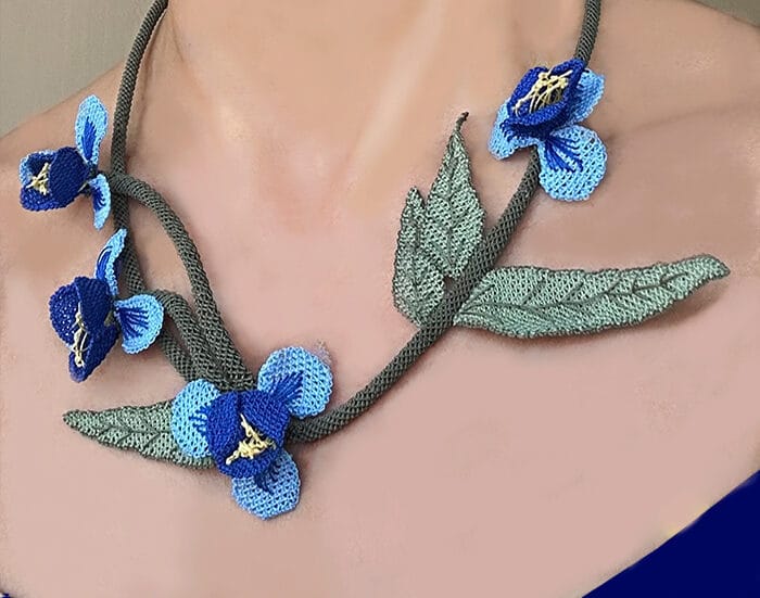 Needle Lace Necklace with Flowers & Leaves Needle Lace Necklace with Flowers & Leaves