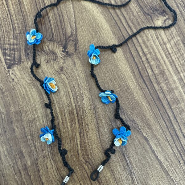 Micro Crochet 3D Floral Glasses Lanyard – Handmade Silk Thread Eyewear Chain